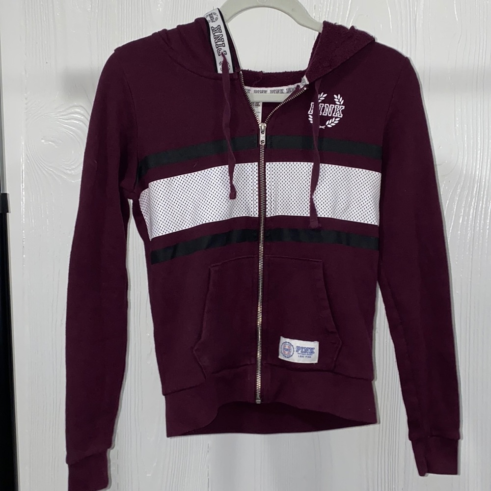 Victoria’s Secret Pink maroon sporty zip up hoodie, xs